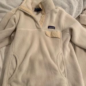 Cream Patagonia Sweater Small
